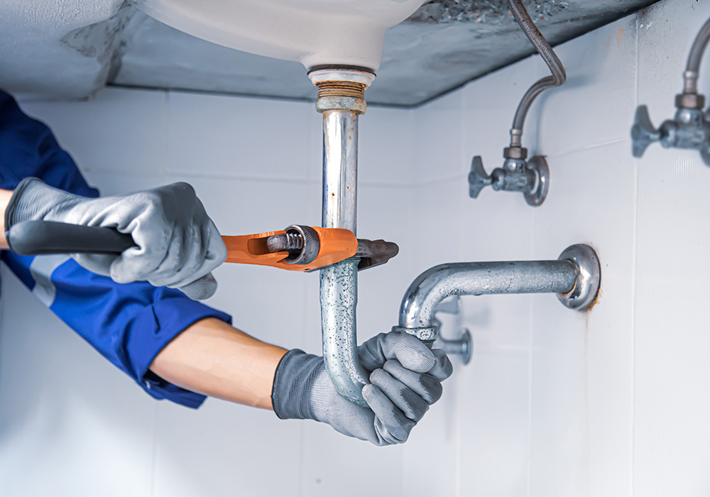 Detección y reparación de una fuga de agua en Valencia